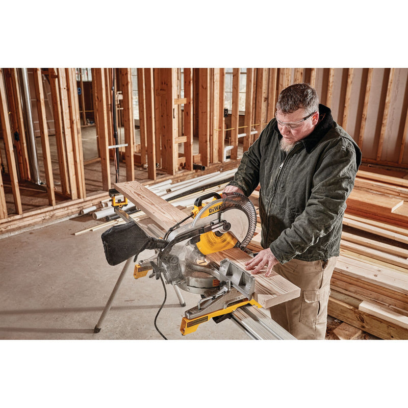 DEWALT 12-Inch Miter Saw, 15-Amp, Single Bevel, Compound - Reconditioned